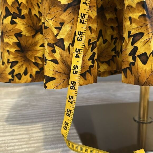 Vintage T&L muumuu Factory Hawaiian Floral Yellow Dress with Lace Trim size XL - Picture 5 of 12